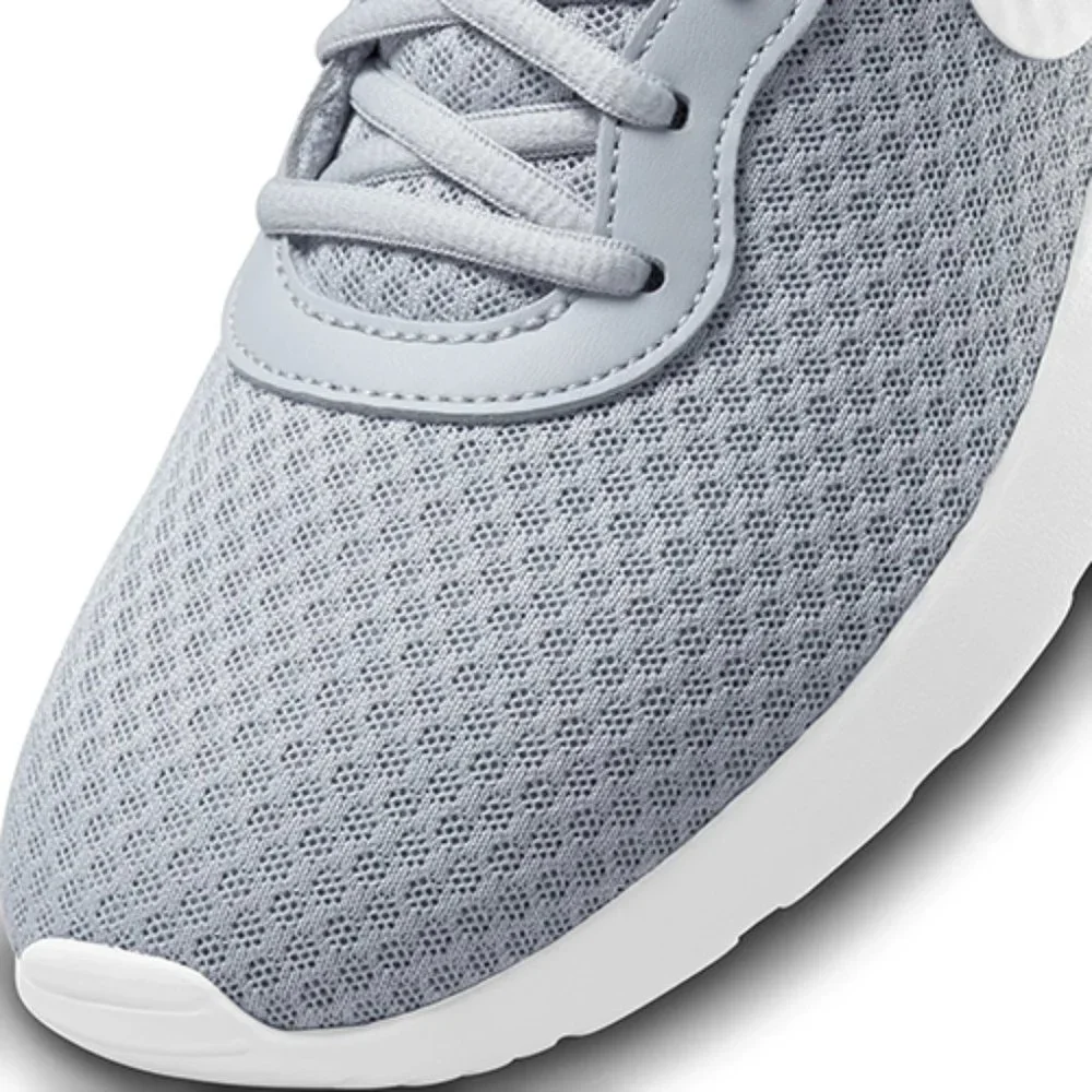 Nike Tanjun Women's Running Shoes - Picture 8 of 14